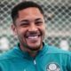 Vitor Roque -