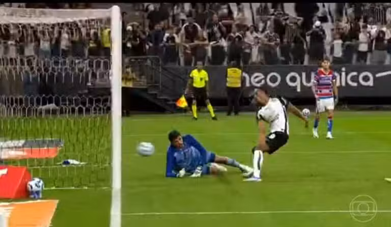 carrillo gol x fortaleza