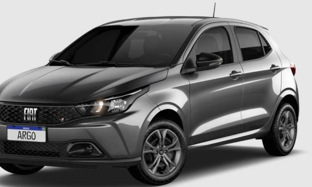 Fiat Argo Trekking 2026 lidera economia e surpreende com tecnologia e preço