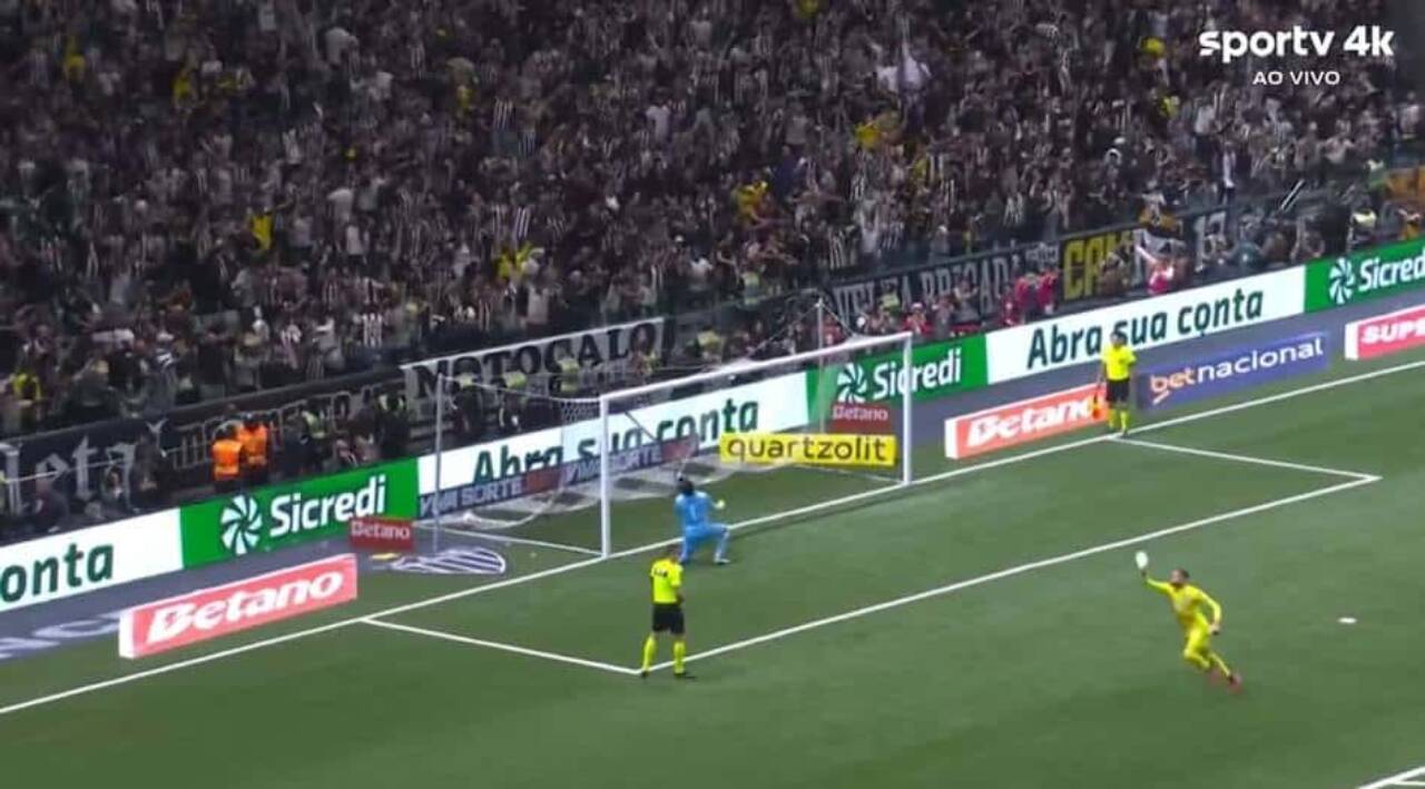 gol de goleiro contra goleiro