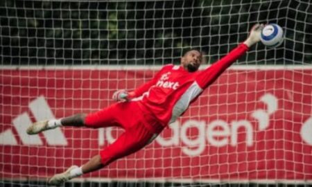 goleiro Carlos Miguel