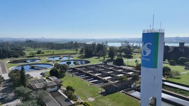 instalação de água e saneamento da SABESP