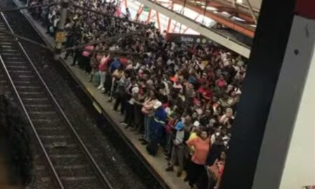 metrô de Salvador com falha