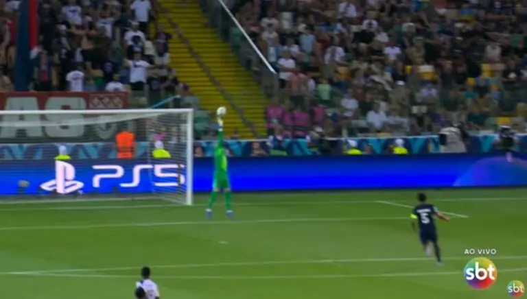 quase gol de richarlison