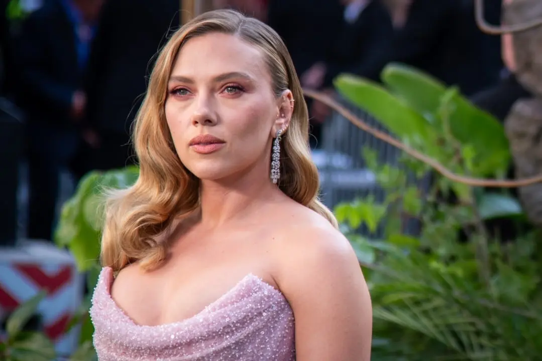 scarlett johansson