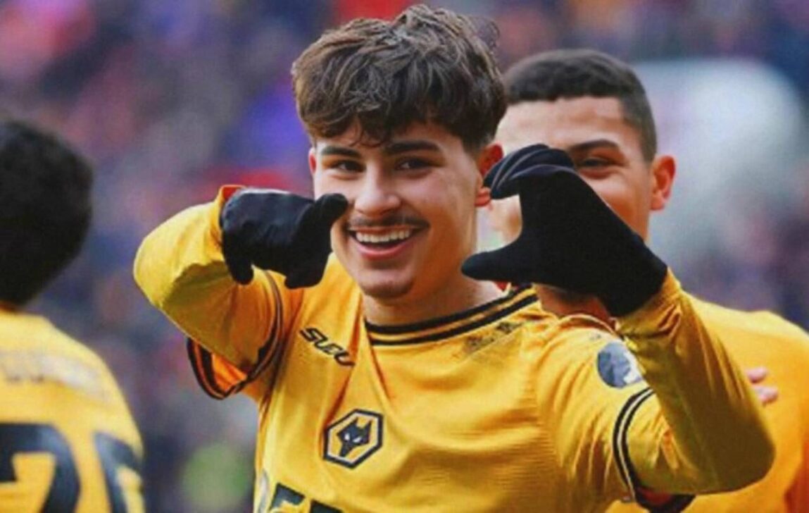 zagueiro português Rodrigo Gomes