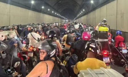 Aglomeração de motos no Túnel Rebouças, no Rio