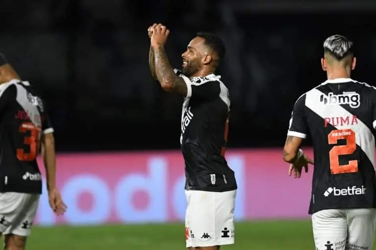 Alex Teixeira
