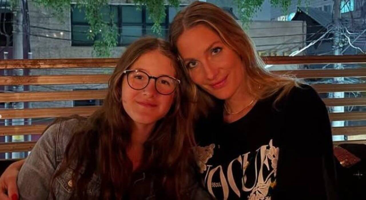Anne Marie e Schynaider Moura