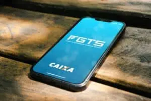 Governo analisa plano para liberar até R$ 17 bilhões do FGTS a trabalhadores quitarem débitos