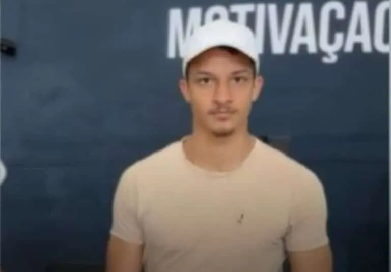 Artur Martins.