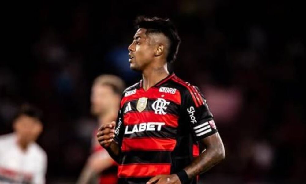 Flamengo busca liberar Bruno Henrique com efeito suspensivo para jogo contra o Juventude