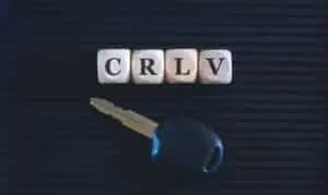 Calendário do licenciamento em SP começa em julho; saiba como emitir o CRLV digital em poucos minutos