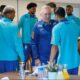Carlo Ancelotti e jogadores da Seleção conversam na Granja Comary