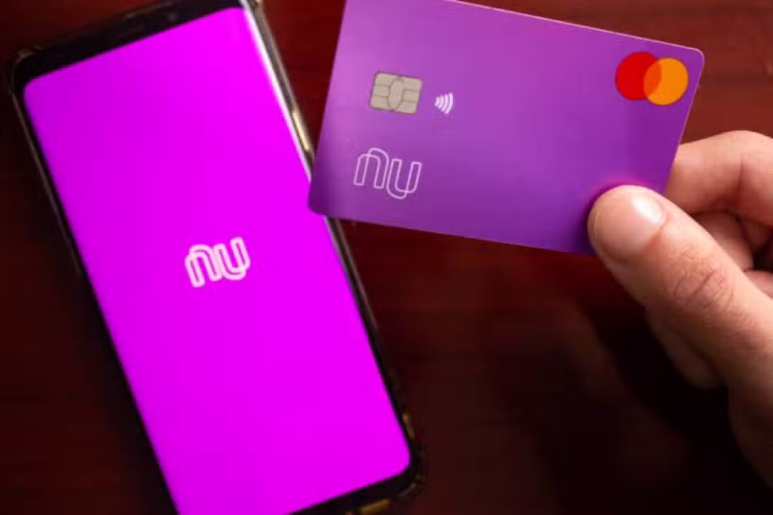 Cartão e aplicativo Nubank
