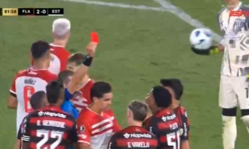 ¡Expulsado! Plata recibe tarjeta roja en un intenso partido entre Flamengo y Estudiantes en el Maracaná por la Libertadores