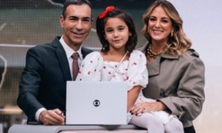 César Tralli ensina filha Manuella e Ticiane