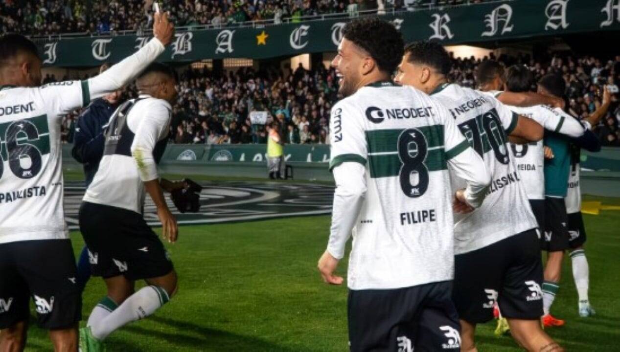 Onde assistir ao vivo ao duelo Coritiba x Goiás na Série B 2025: escalações prováveis e ingressos