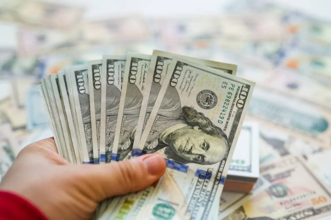 Dólar