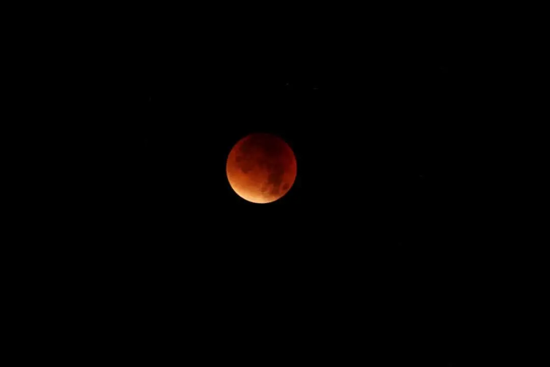 Eclipse Lunar