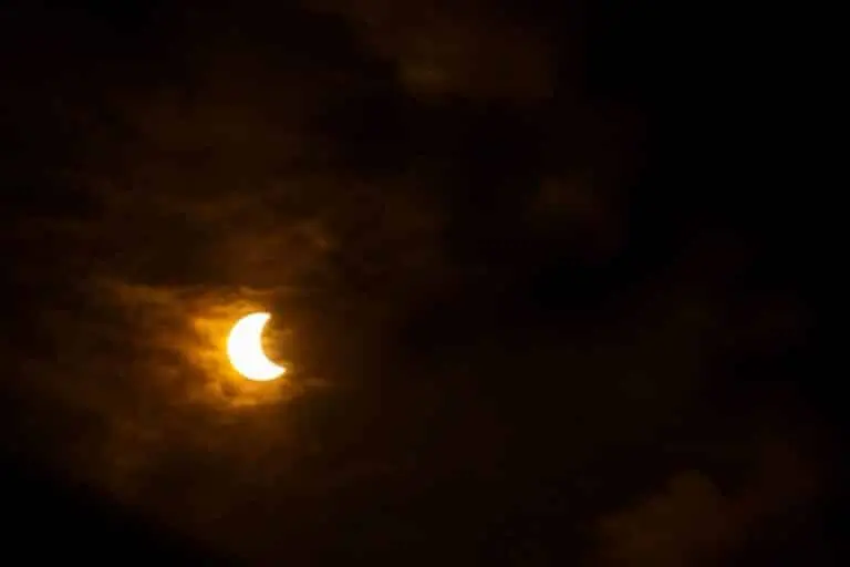 Eclipse solar
