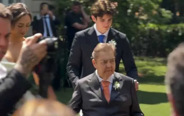 Faustao cadeira de rodas