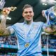 Goleiro Ederson