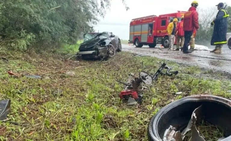 Homem morre em acidente com porshe recém comprada