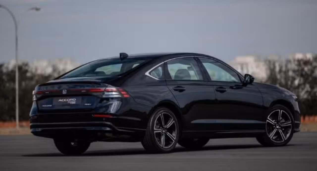 Honda Accord Advanced -