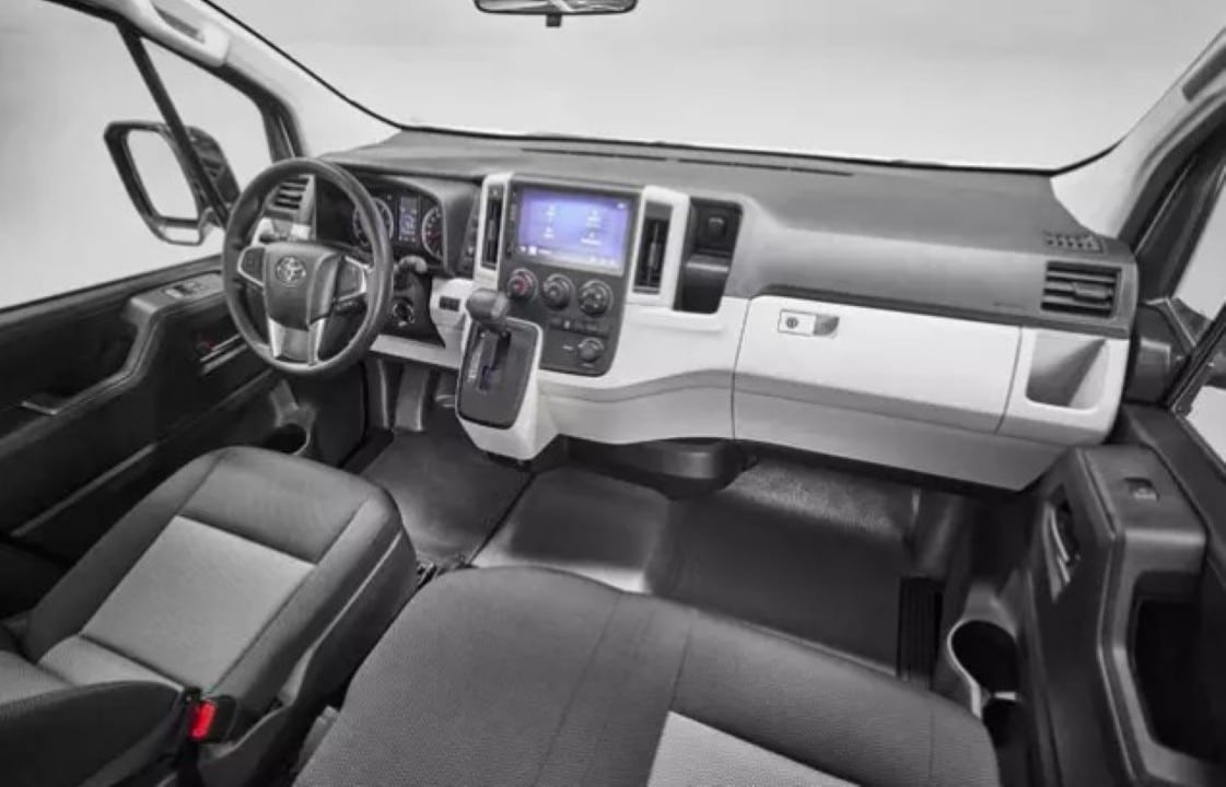 Interior do Toyota Hiace