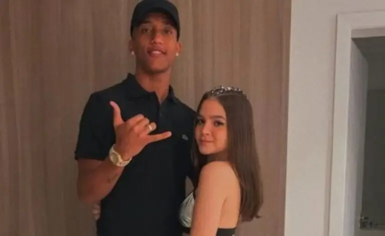 João Pedro e Mel Maia