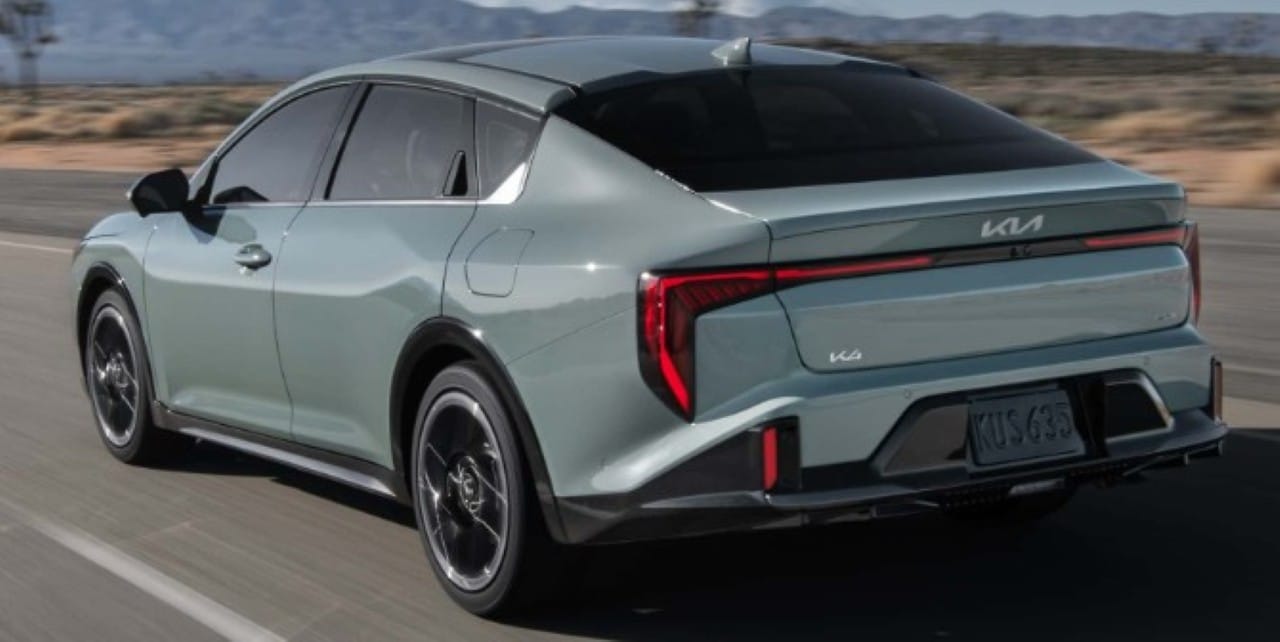 Kia K4 -