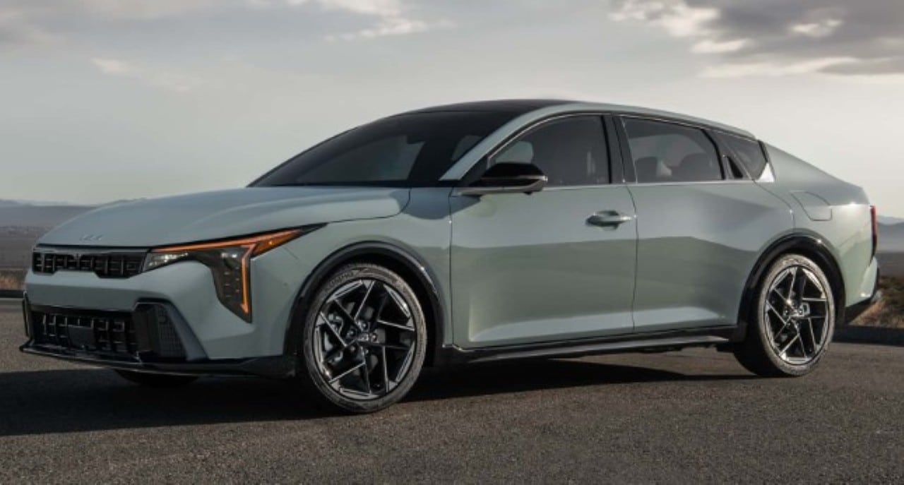 Kia K4