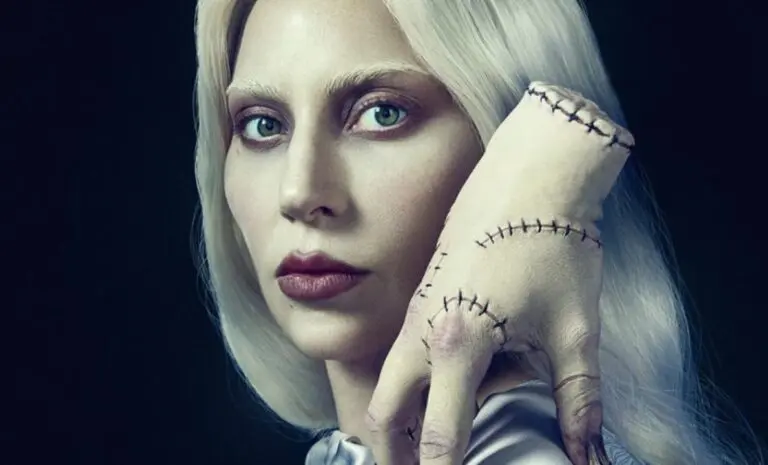 Lady Gagag em Wandinha.