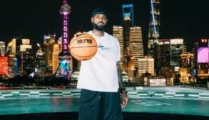 LeBron James firma novo contrato milionário com Philadelphia 76ers para 24ª temporada na NBA