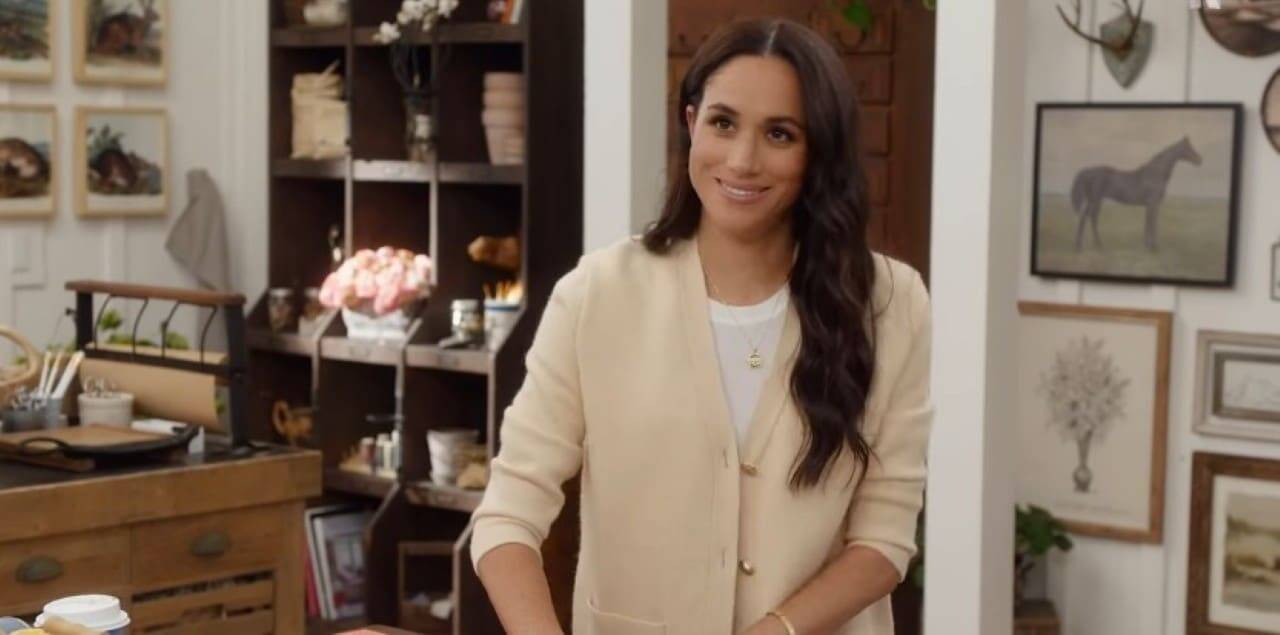 Meghan Markle idealizou vida real inspirada em desenhos Disney, afirma ex-funcionário da Família Real em nova obra