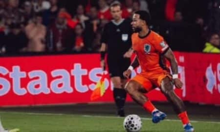 Memphis Depay quebra recorde histórico com dois gols pela Holanda contra Lituânia nas Eliminatórias