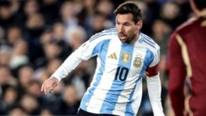 Seleção Argentina chega a Kansas City para a Copa do Mundo da FIFA de 2026