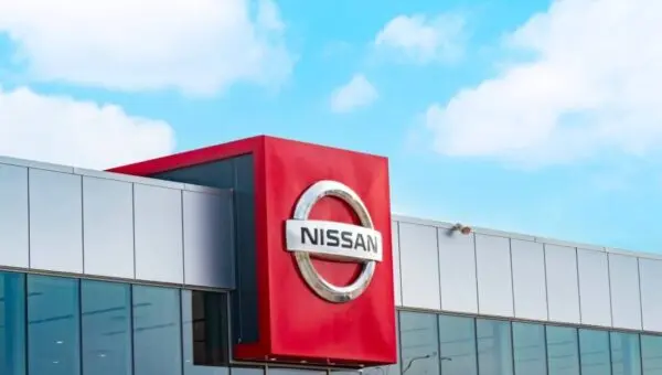 Nissan retira picape Frontier do mercado brasileiro para introduzir modelo híbrido chinês de 410 cv