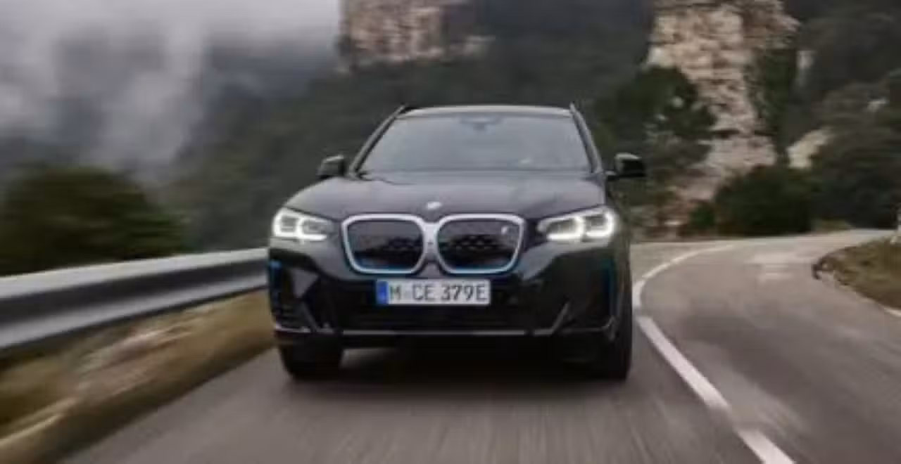 Novo BMW iX3
