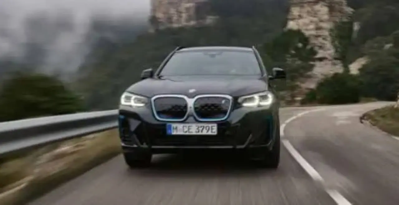 Novo BMW iX3