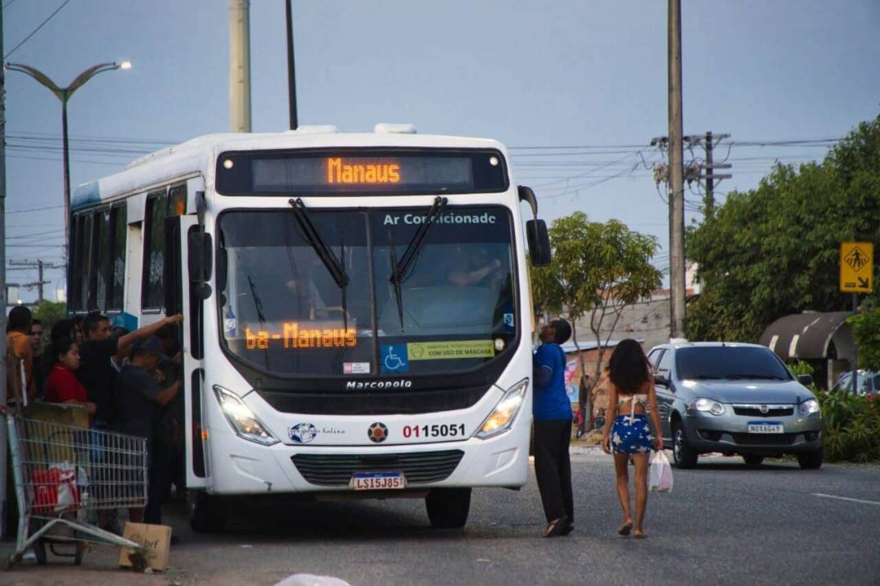 Ônibus