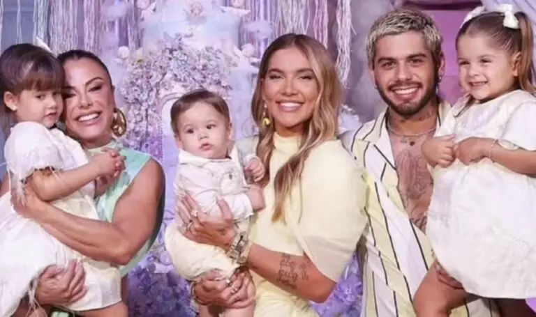 Poliana Rocha e familiia