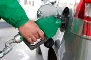 Le gouvernement indien étend son réseau de gaz naturel à 100 000 raccordements et protège le marché contre les crises extérieures