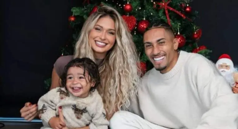 Raphinha com família