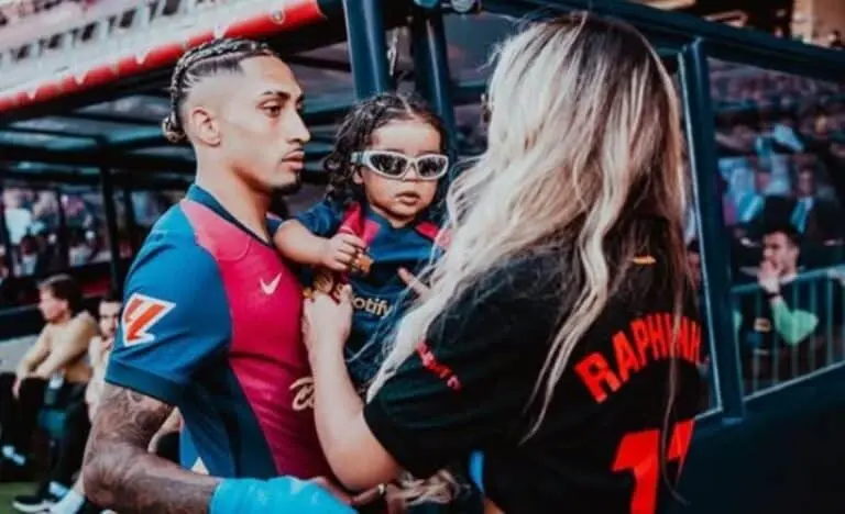 Raphinha e familia