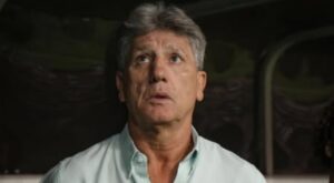 Vasco perde para o Atlético-MG em São Januário e passará pausa da Copa do Mundo na zona de rebaixamento