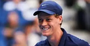 Jannik Sinner takes first set lead against De Minaur at ATP 500 Vienna: where to watch the semifinal live