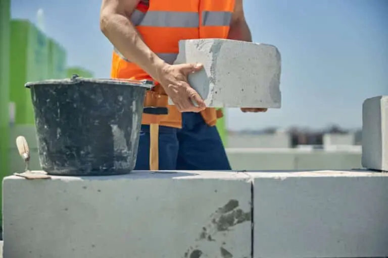 Trabalho construção obra