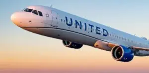 United Airlines para todas as decolagens nos EUA e Canadá por falha técnica de 30 minutos